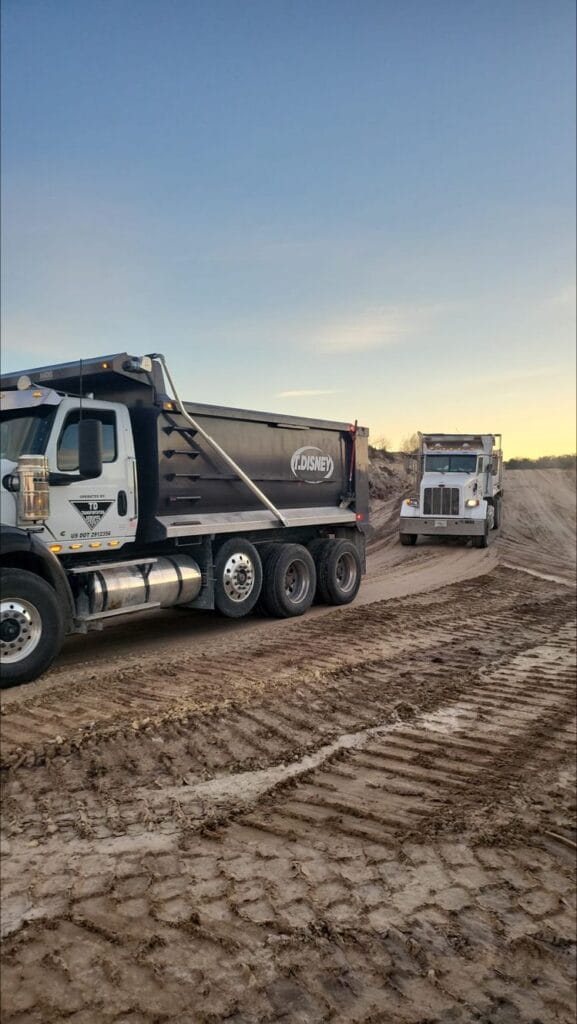 Fill Dirt vs. Topsoil vs. Clean Fill: A Florida Contractor’s Guide